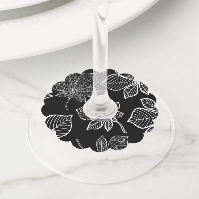 Stylised leaves 3 wine glass tag (Close Up)