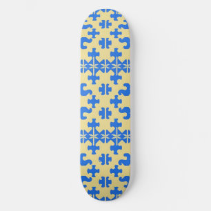 Stylised Puzzle Piece Pattern Skateboard