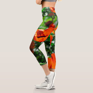 Stylised Red Poppy Flowers Garden Pattern Capri Leggings