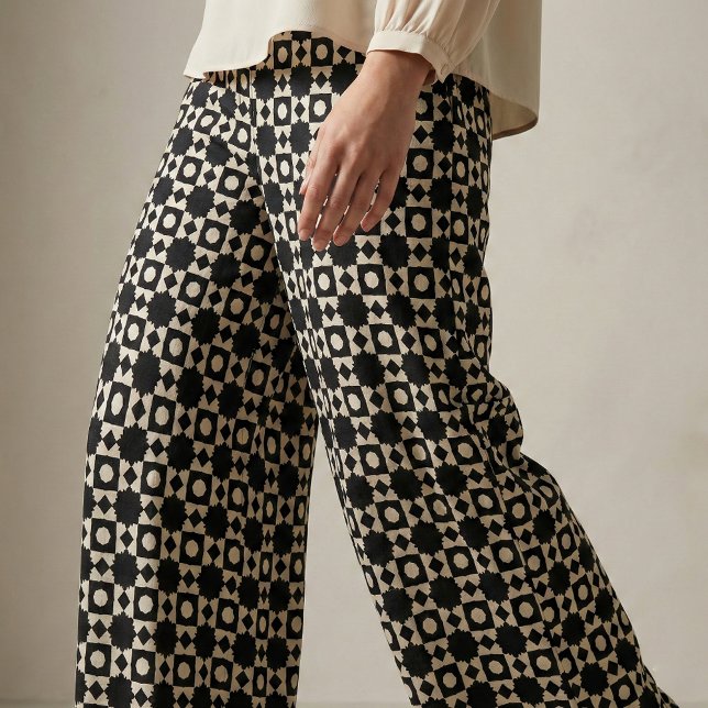 Stylish Black & Beige Geometric Pattern Fabric (Creator Uploaded)