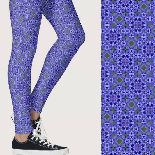 Stylish blue modern geometric patterned leggings (Creator Uploaded)