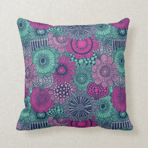 Stylish bright pattern of gorgeous flowers cushion
