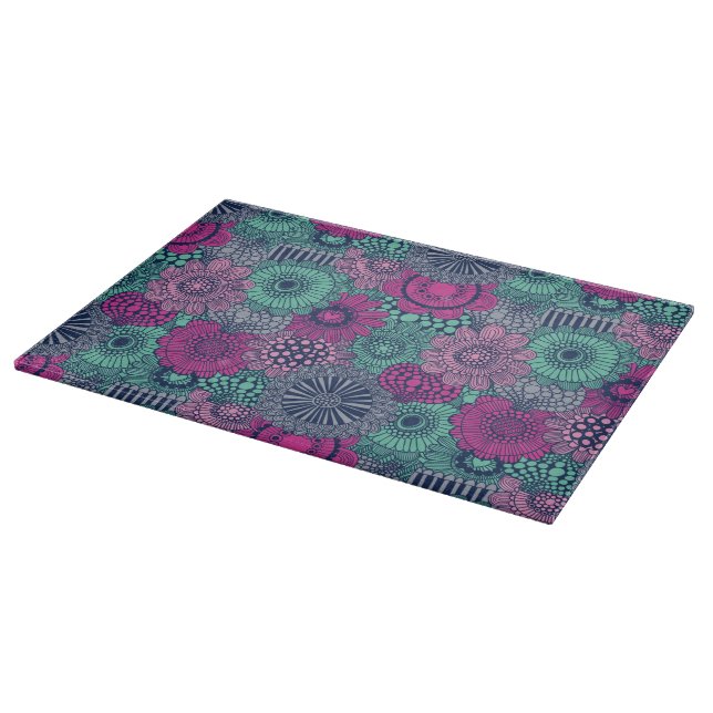 Stylish bright pattern of gorgeous flowers cutting board (Corner)