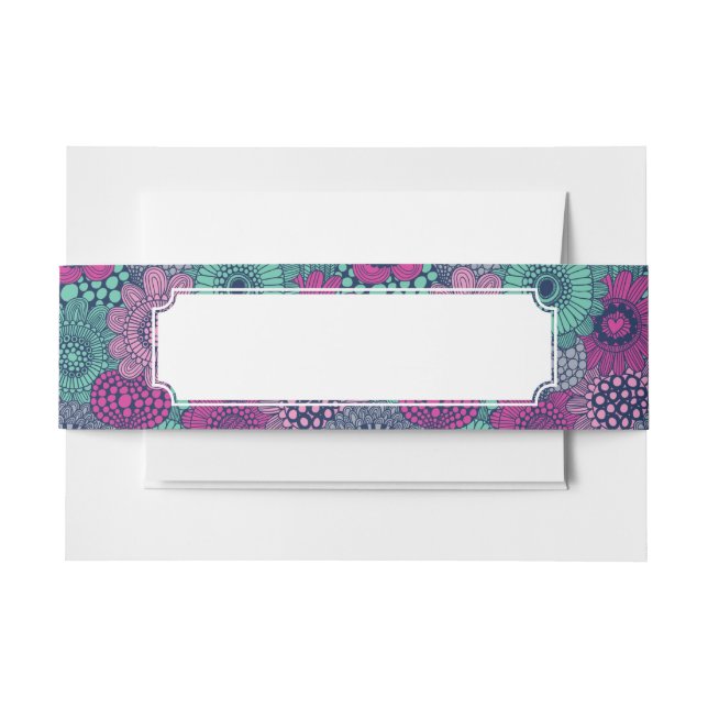 Stylish bright pattern of gorgeous flowers invitation belly band (Front Example)
