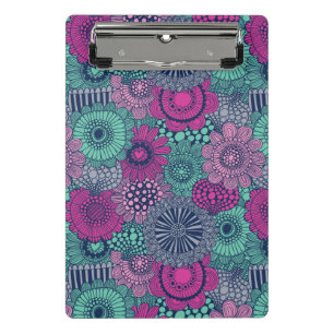 Stylish bright pattern of gorgeous flowers mini clipboard