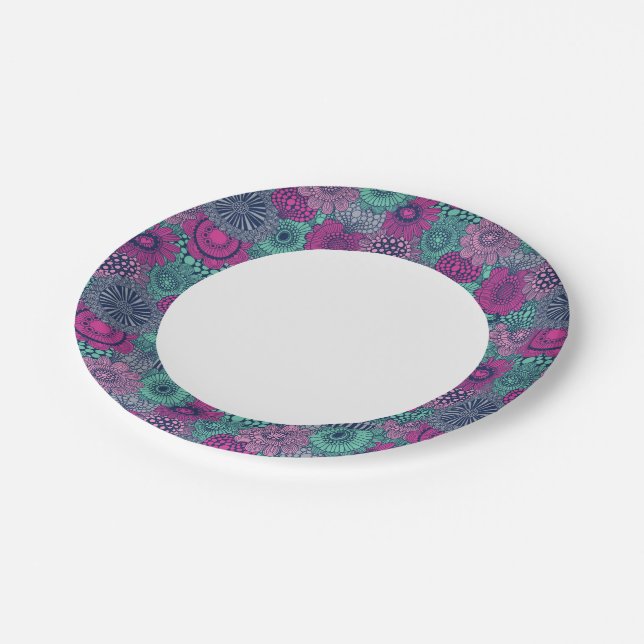Stylish bright pattern of gorgeous flowers paper plate (Angled)