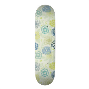 Stylish floral pattern with cute flowers skateboard