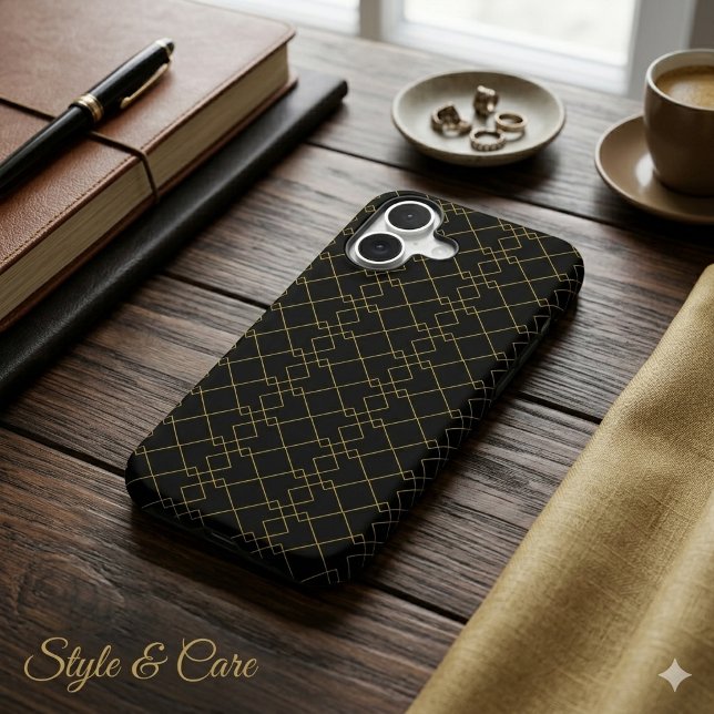 Stylish Gold Geometric Box Design Black (Stylish Gold Geometric Box Design Black iPhone 17 Case)