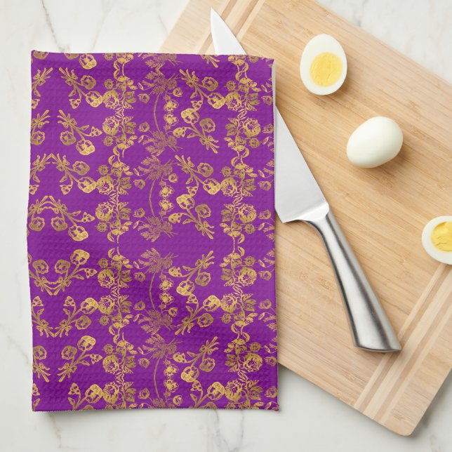 Stylish Golden damask swirl floral pattern purple Tea Towel (Quarter Fold)