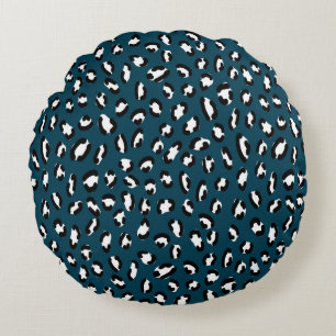 Stylish jaguar skin seamless pattern, animal art. round cushion