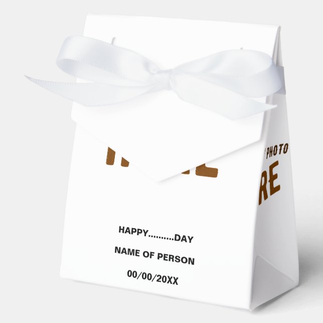 STYLISH MODERN CUSTOMIZABLE WHITE VERIFIED BRANDED FAVOUR BOX (Front)