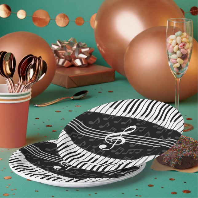 Stylish musical note clef and piano keys paper plate (Multi)