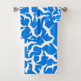 Stylish White Flying Birds Pattern Bath Towel Set