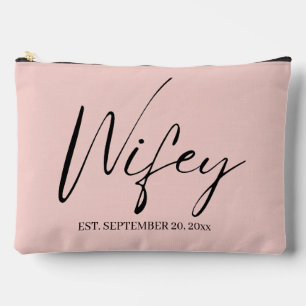 Stylish Wifey with Established Cosmetic Bag