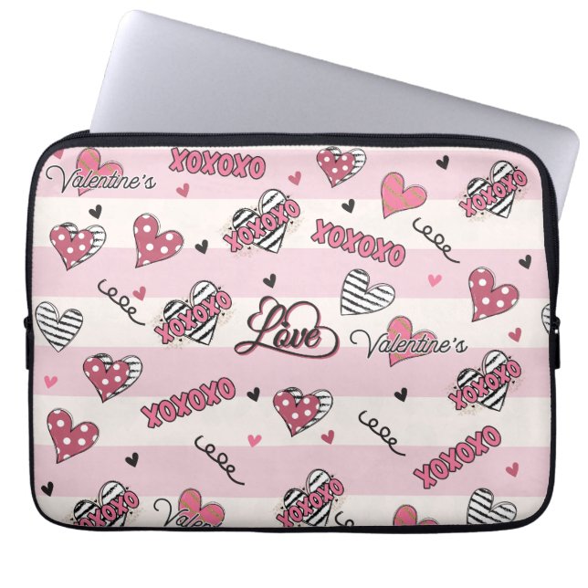 Stylish XOXO Valentine's Day Patterned   Laptop Sleeve (Front)