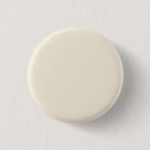 Subtle Fashion Look on an Ivory Colour Background 3 Cm Round Badge