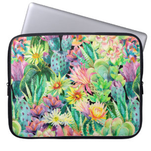 Succulent plants and cactus garden pattern laptop sleeve