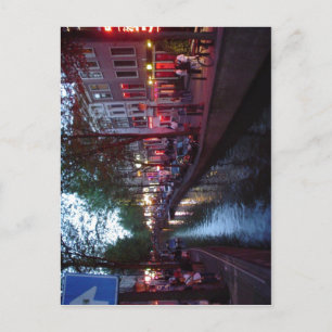 Summary Espa?ol: Calle del barrio Rojo de Amsterda Postcard