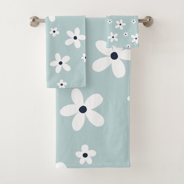 Summer Boho Blue White Daisy Flowers Bath Towel Set (Insitu)