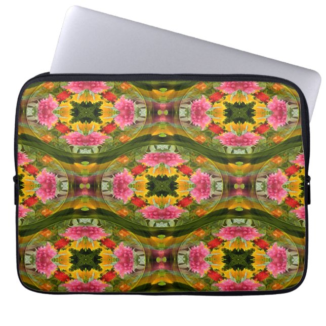 Summer Fun Garden... Laptop Sleeve (Front)