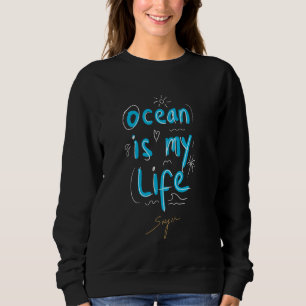 Summer Ocean Surfer Beach Vacation Vibes Cute Dood Sweatshirt