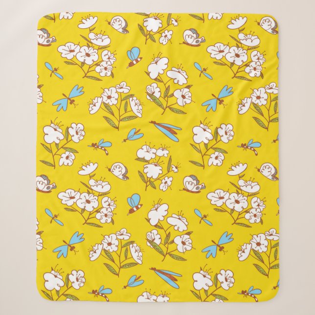 Summer seamless pattern with blossoming plants and sherpa blanket (Front)
