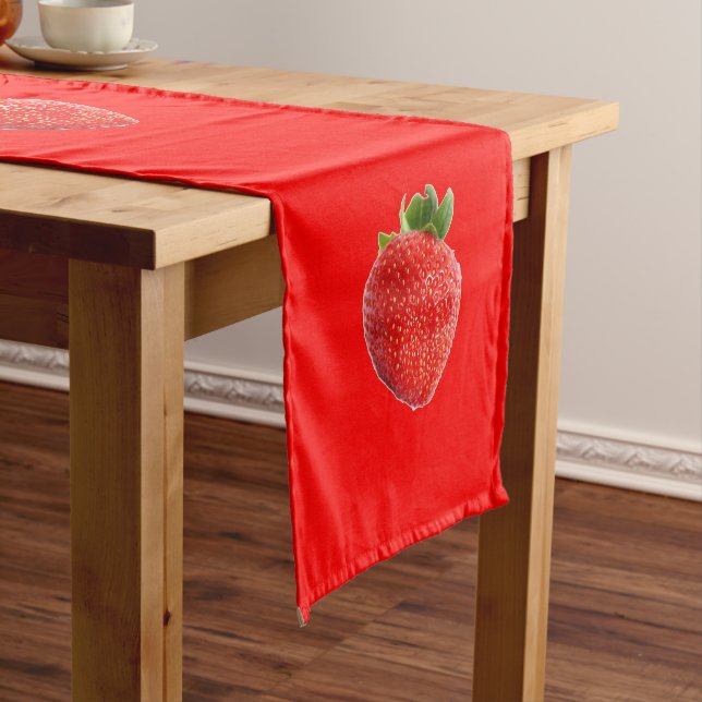 Summer Strawberry Long Table Runner (In Situ)