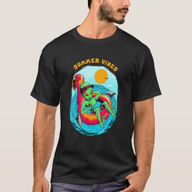 Summer Vibes Alien Resting in the Beach Vacation B T-Shirt (Front)