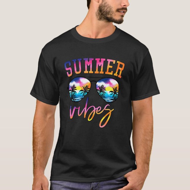 Summer Vibes Tropical Beach Family Friends Trip Va T-Shirt (Front)