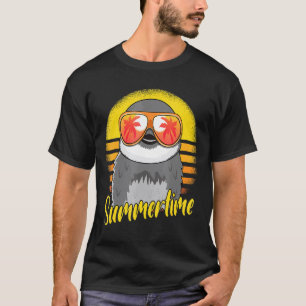 Summertime Penguin Retro Sunset Beach Vacation Pen T-Shirt