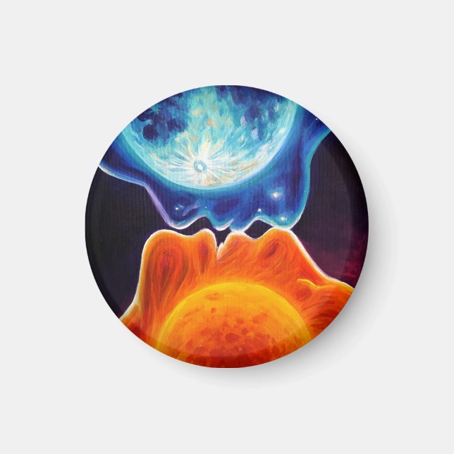 Sun and moon kiss  magnet (Front)