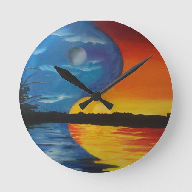 Sun and moon yin yang clock (Front)