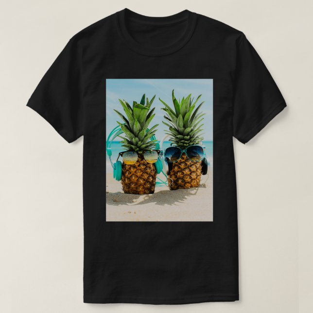 Sun beach and pineapple T-Shirt (Design Front)
