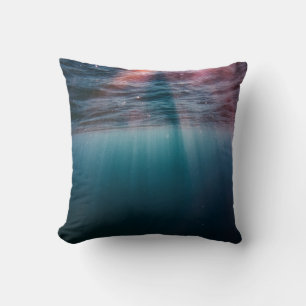sun rays under water cushion