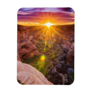 Sunburst at Canyon de Chelly, AZ Magnet