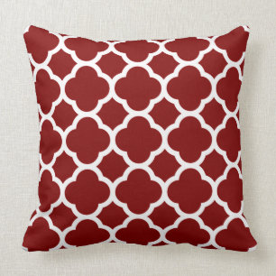 Sunburst red Quatrefoil Pattern Cushion