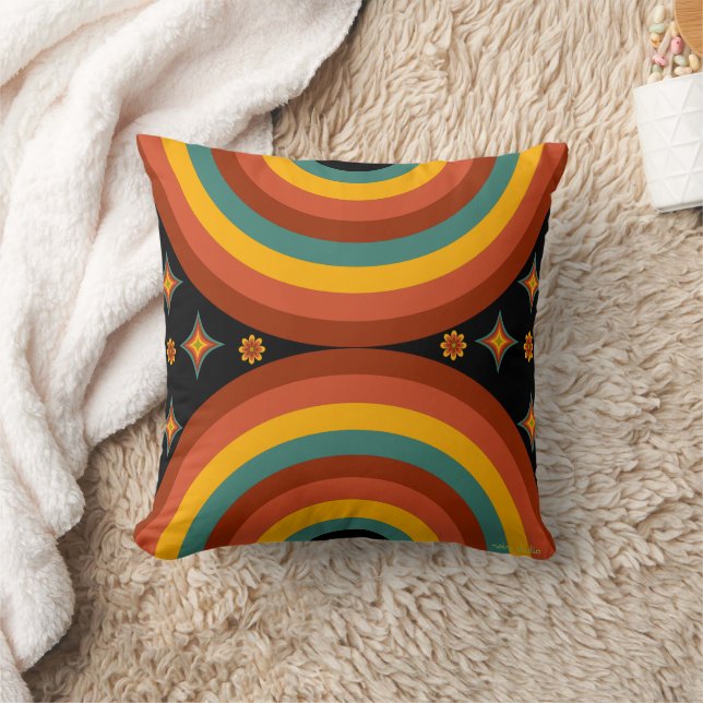 Sunburst Retro Accent Throw Pillow (Blanket)