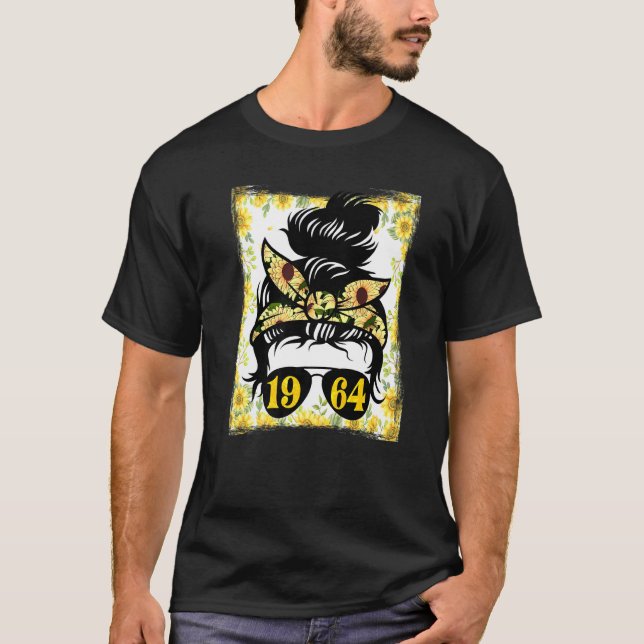 Sunflower Mum Born In 1964 Birthday Gardening Woma T-Shirt (Front)