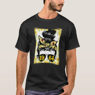 Sunflower Mum Born In 1964 Birthday Gardening Woma T-Shirt
