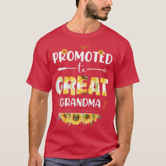 Sunflower Promoted To Grandma Again Est 2022  T-Shirt