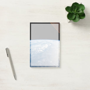 Sunglint Beams Off The Waters Of The Pacific Ocean Post-it Notes