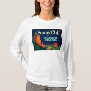 Sunny Cliff Pear Crate LabelMedford, OR T-Shirt