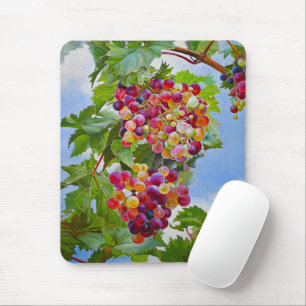 Sunny Grapevine – Colourful Grapes Still Life Pain Mouse Mat