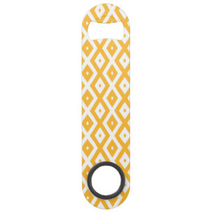 Sunny yellow and white diamond pattern