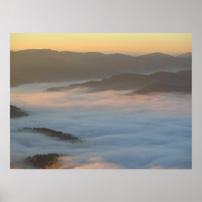 Sunrise fog in Pieniny Poster (Front)