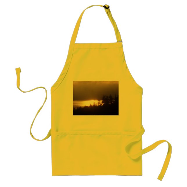 Sunrise Over the Columbia River #4 Standard Apron (Front)