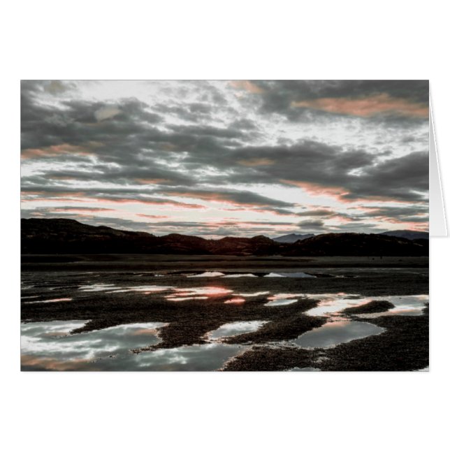 Sunrise reflections at Lago Grey. Torres del (Front Horizontal)