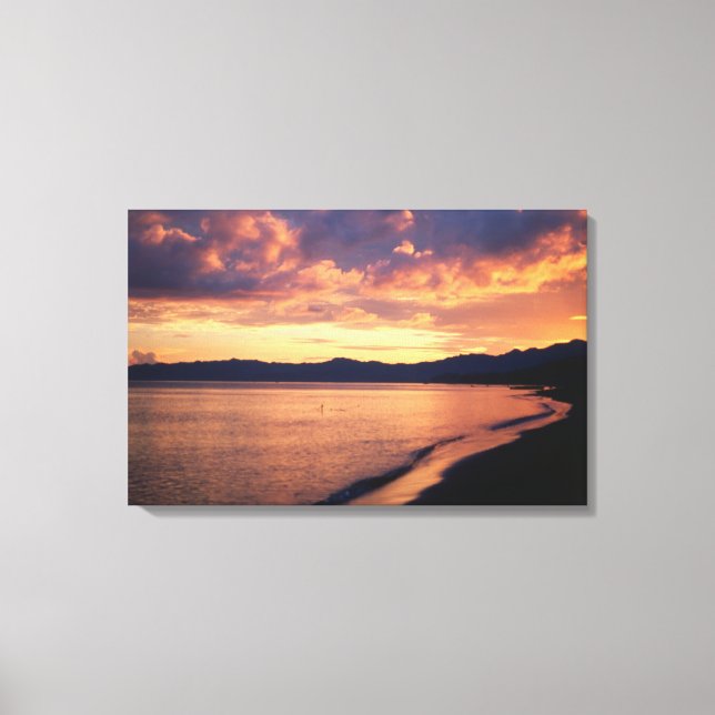 Sunset at the beach canvas print (Front)