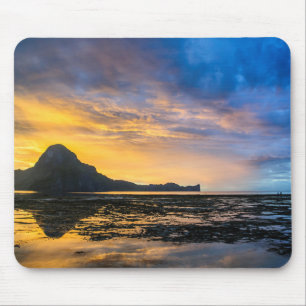 Sunset Of Bay Of El Nido Mouse Mat