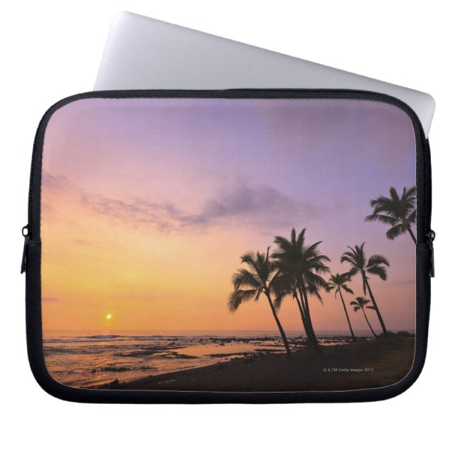 Sunset on Kahaluu Bay in Kona,Hawaii 2 Laptop Sleeve (Front)